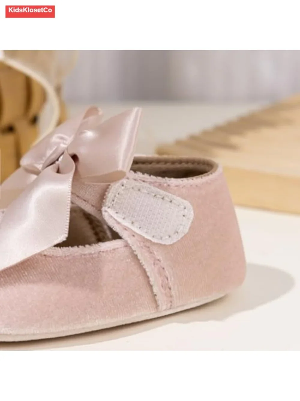 N/A detail round